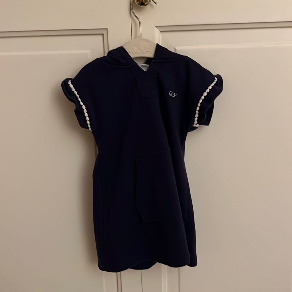 Vineyard Vines Target navy swimsuit coverup w whale print lined hood. 18 months